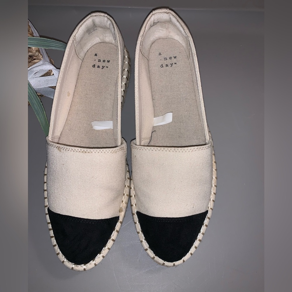 A NEW DAY Canvas Two-Toned Espadrille - Picture 5 of 10